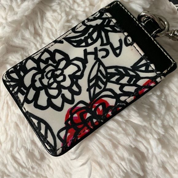 Coach Accessories - Rare Coach Carissa Poppy Floral Beautiful ID Holder Lanyard